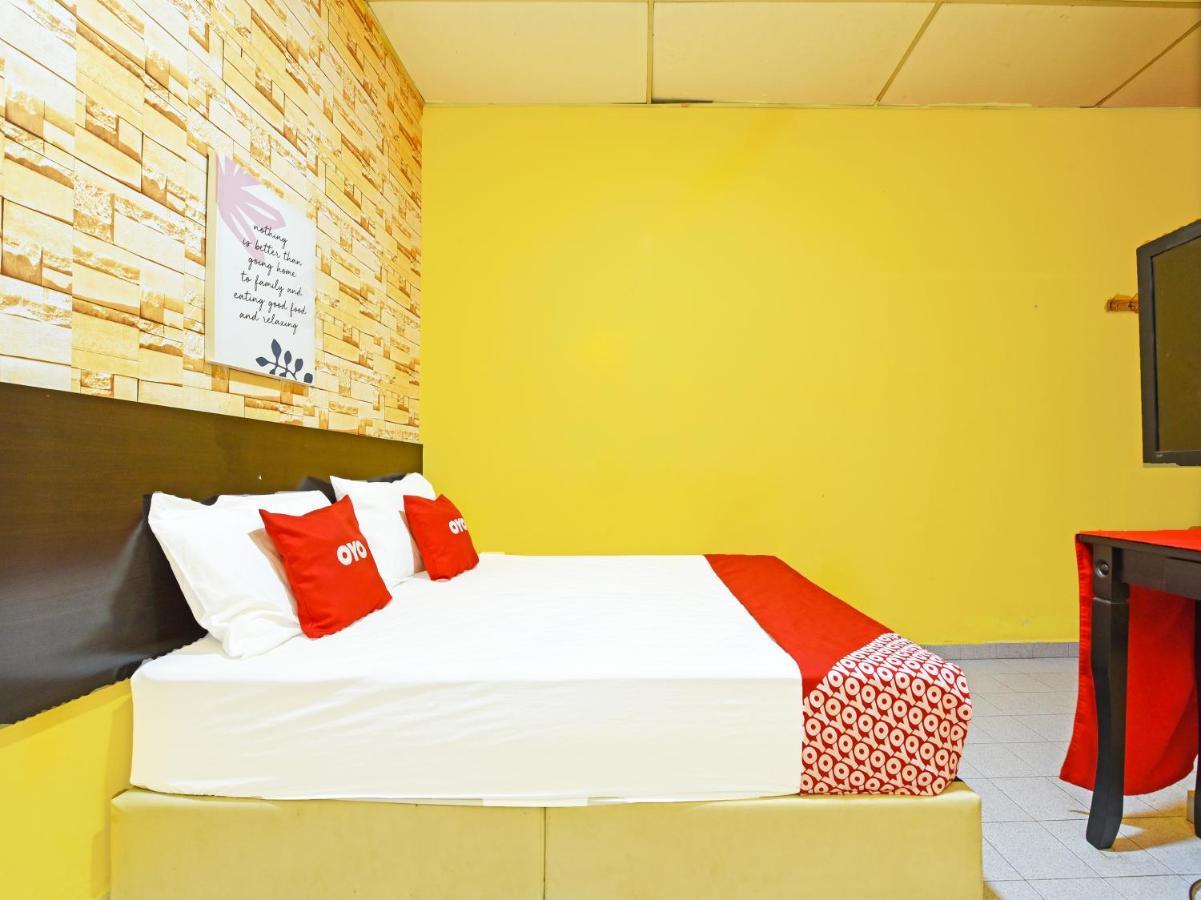 Oyo 90363 Nyamanya Inn กวนตัน ภายนอก รูปภาพ