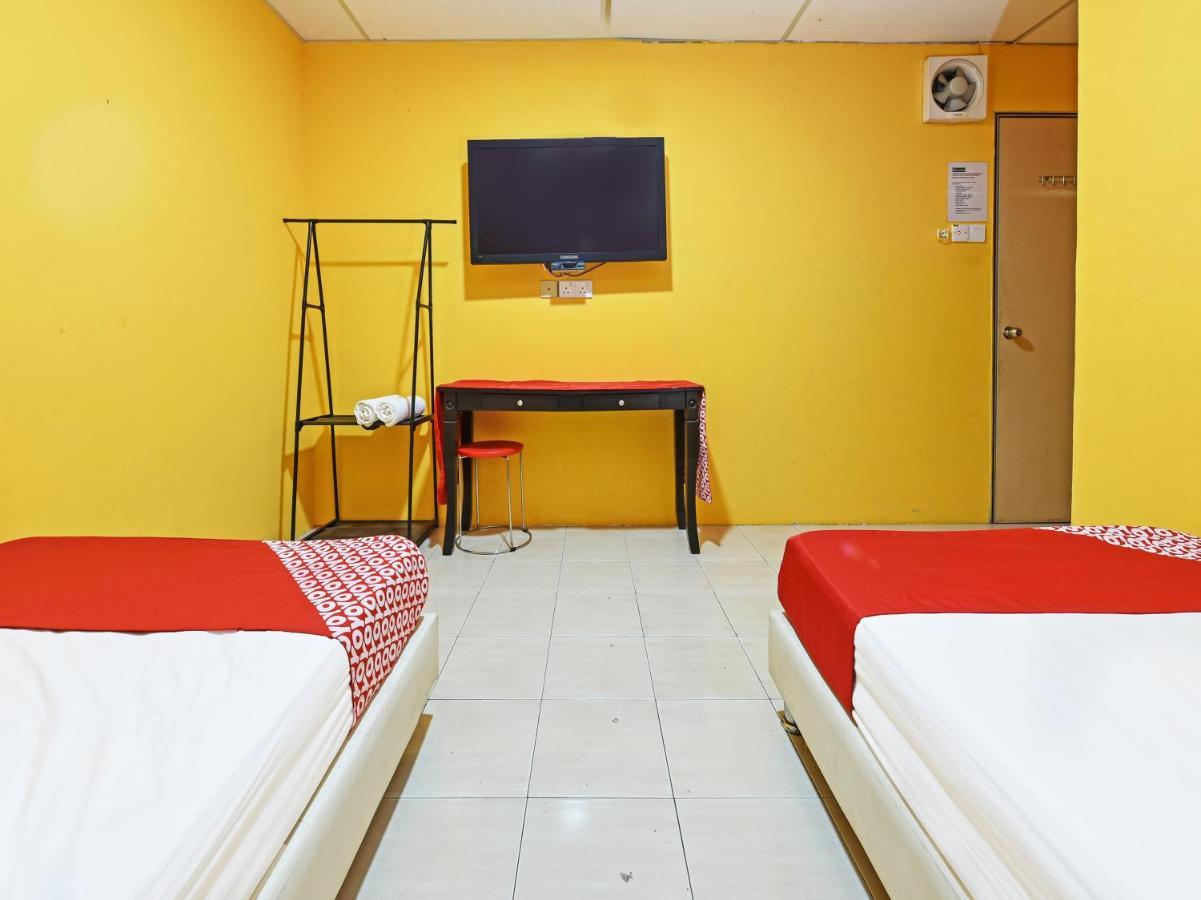 Oyo 90363 Nyamanya Inn กวนตัน ภายนอก รูปภาพ